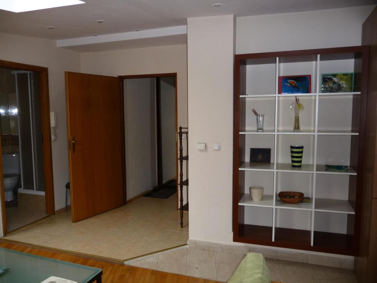 Apartament Na Kazimierzu Apartment Krasków Exterior foto